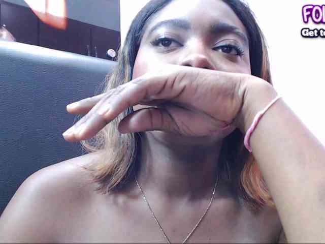 MarcelaGrey webcam