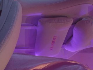 BellaSaint Porn Show