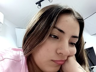 BellaSaint Porn Show