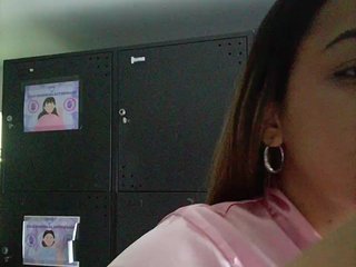 BellaSaint Porn Show