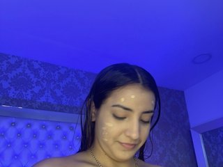 BellaSaint Porn Show