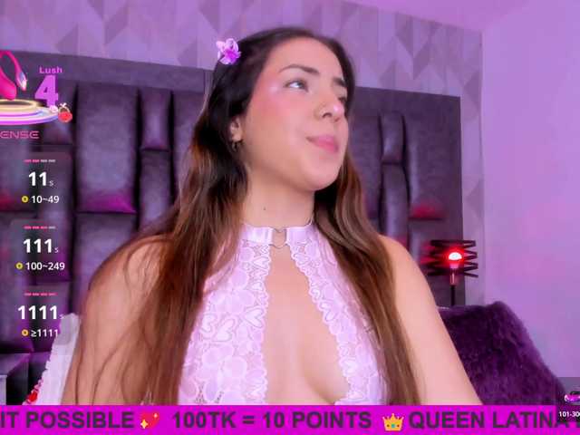 BellaSaint's BongaCams show and profile