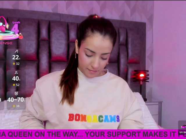 BellaSaint from BongaCams is Freechat