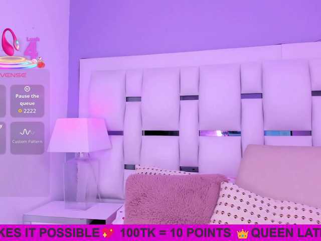 BellaSaint's BongaCams show and profile