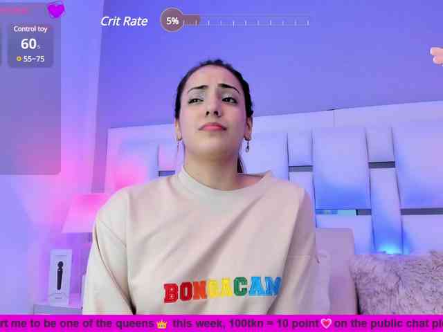 BellaSaint webcam
