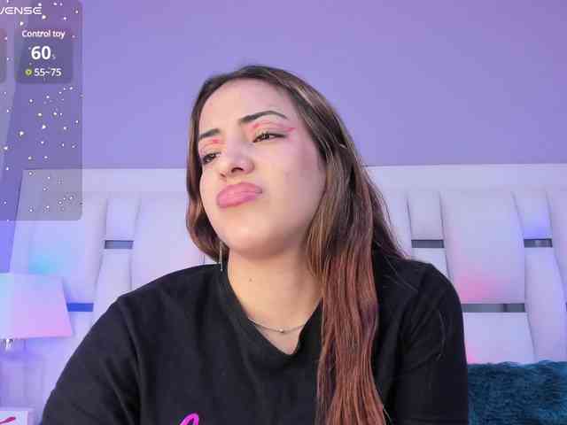 BellaSaint webcam