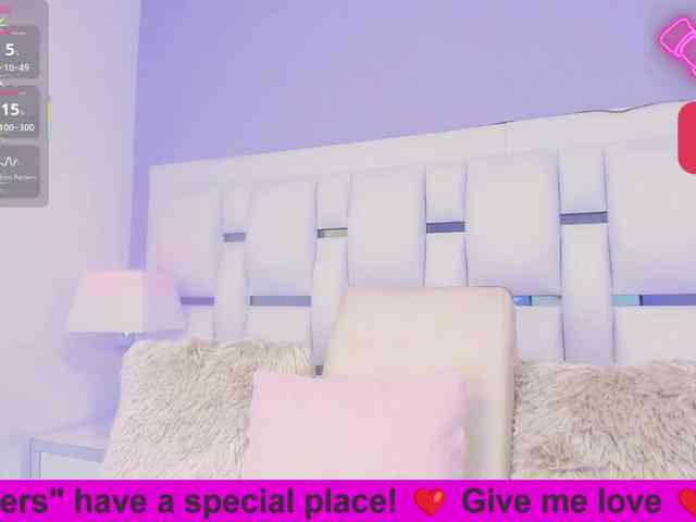 BellaSaint webcam