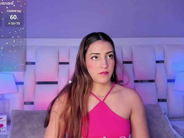 BellaSaint webcam
