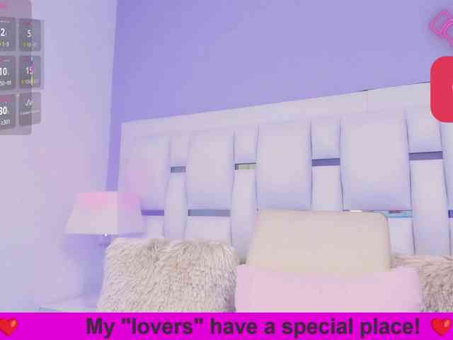 BellaSaint webcam