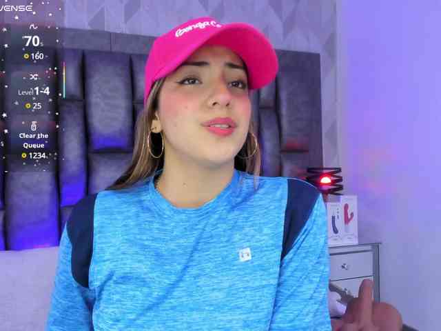 BellaSaint webcam