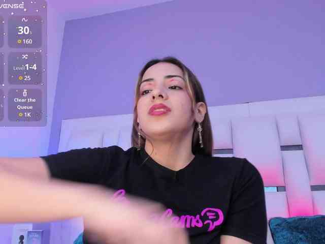 BellaSaint webcam