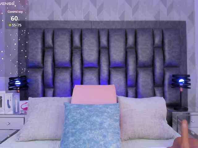 BellaSaint webcam