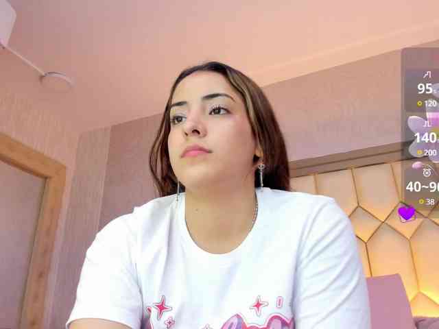 BellaSaint webcam