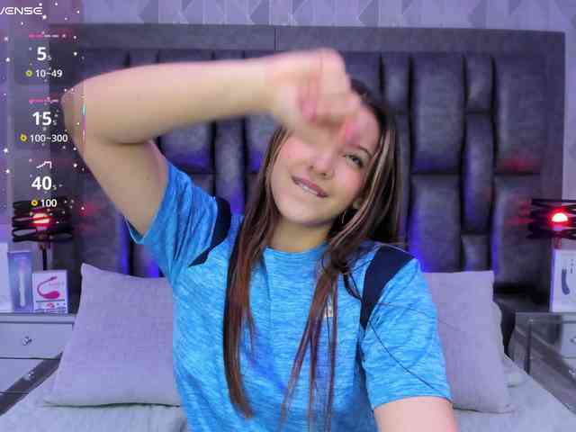 BellaSaint webcam