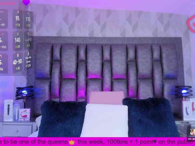 BellaSaint webcam