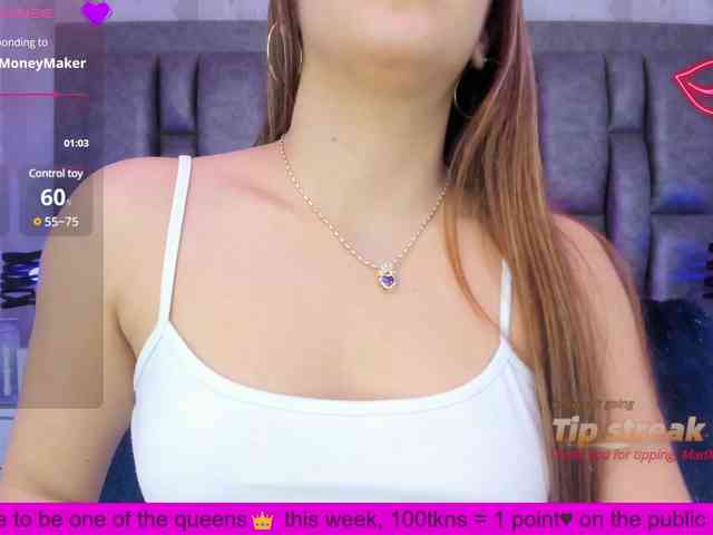 BellaSaint webcam