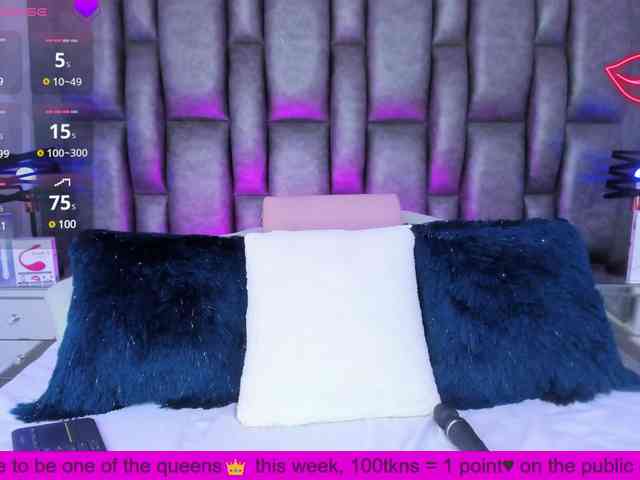 BellaSaint webcam