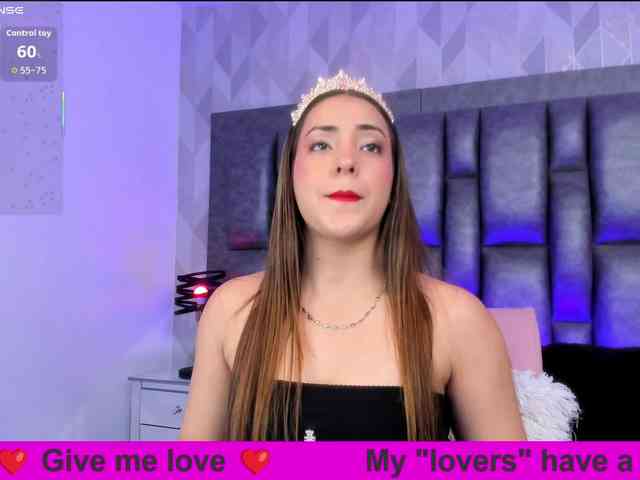 BellaSaint webcam