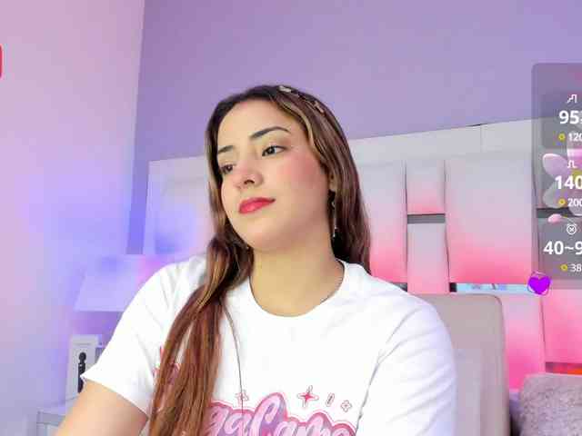 BellaSaint webcam
