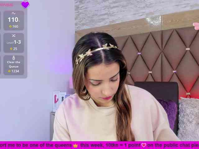 BellaSaint webcam