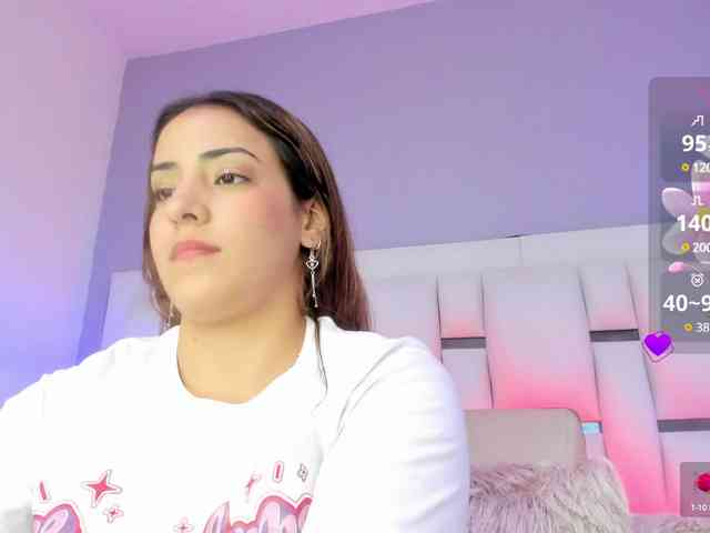BellaSaint webcam