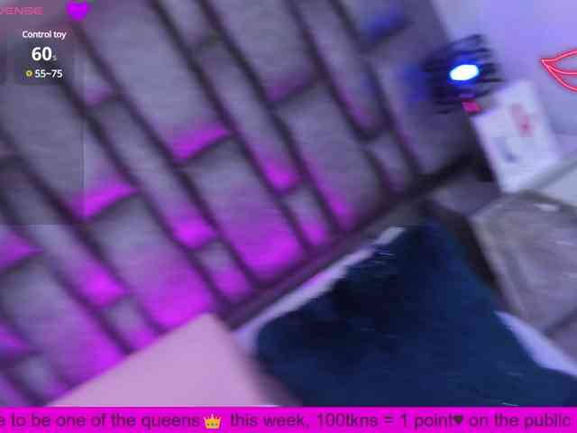 BellaSaint webcam
