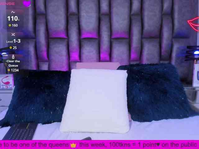 BellaSaint webcam