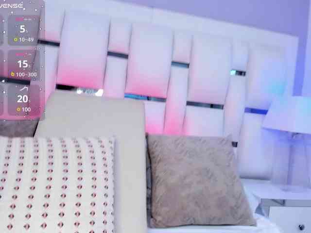 BellaSaint webcam