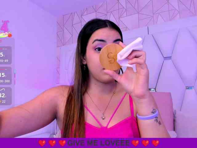 BellaSaint BellaSaint