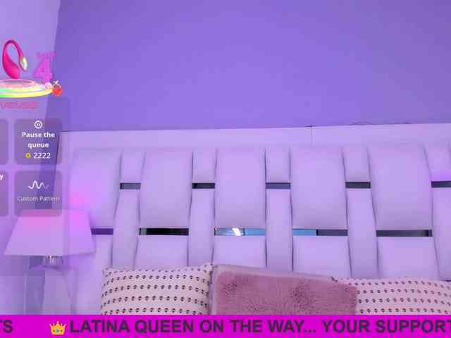 BellaSaint Live Webcam on BongaCams