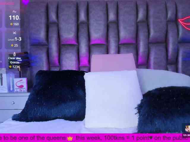 BellaSaint webcam