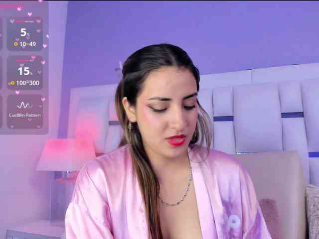 BellaSaint webcam