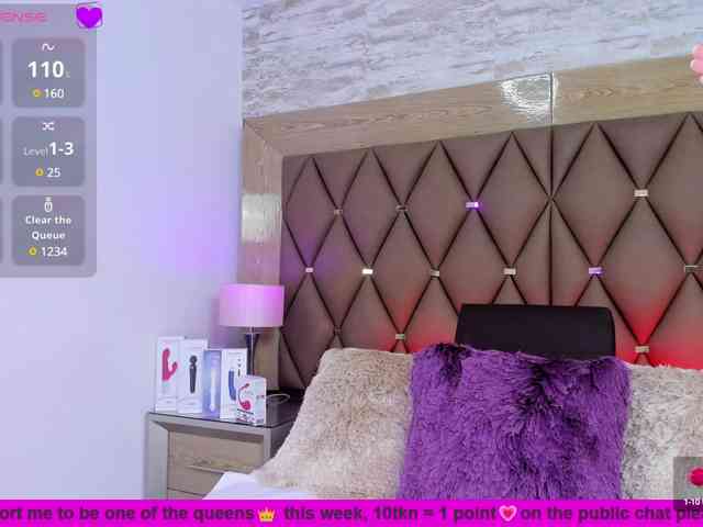 BellaSaint webcam