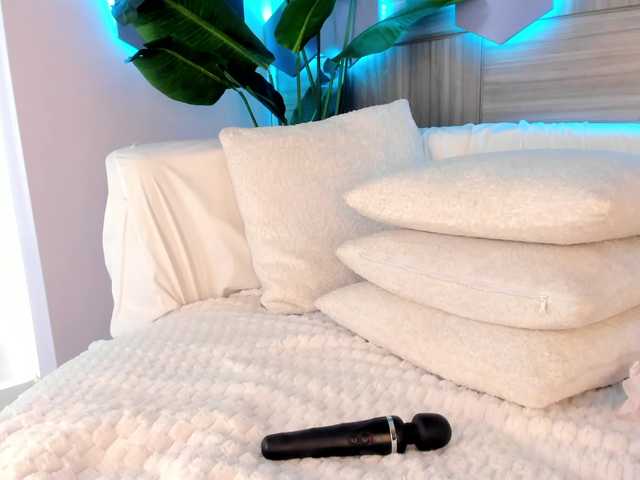 MilaGrace's BongaCams show and profile