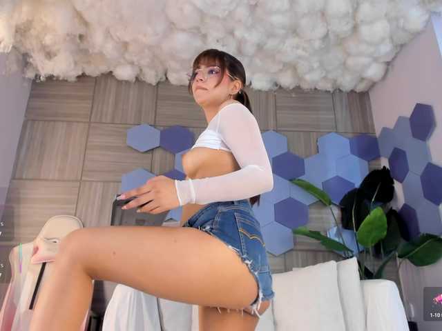 MilaGrace's BongaCams show and profile