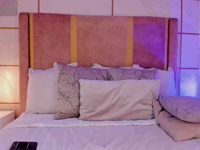 MilaGrace webcam