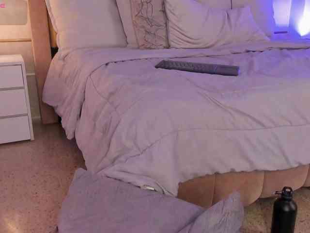 MilaGrace webcam