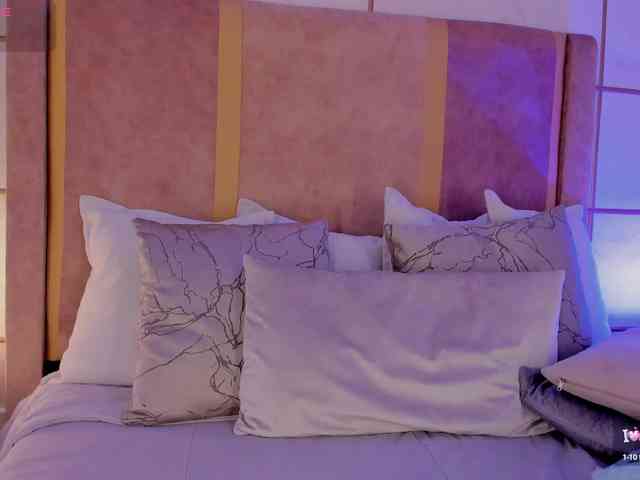 MilaGrace webcam