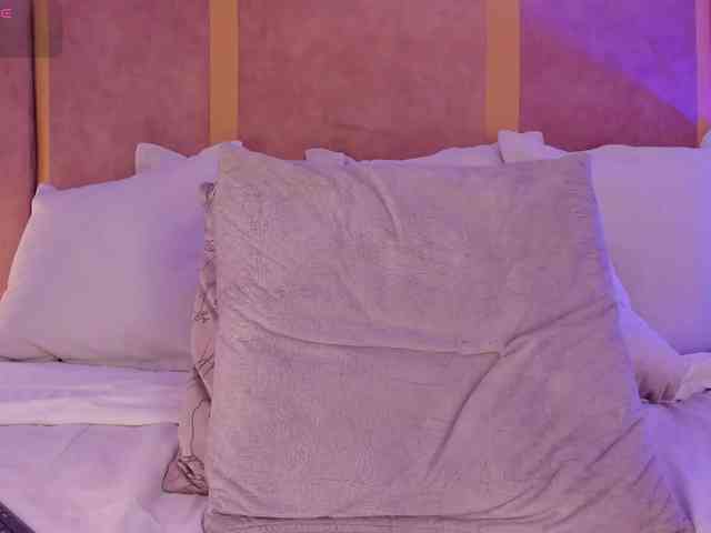 MilaGrace webcam