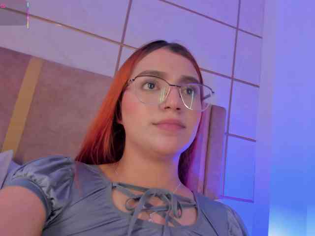 MilaGrace webcam