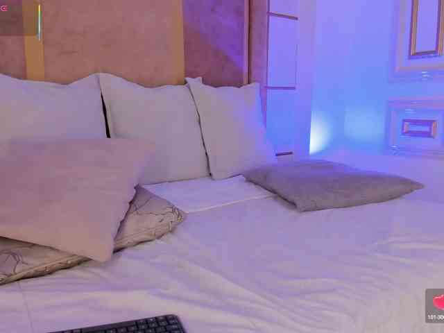 MilaGrace webcam
