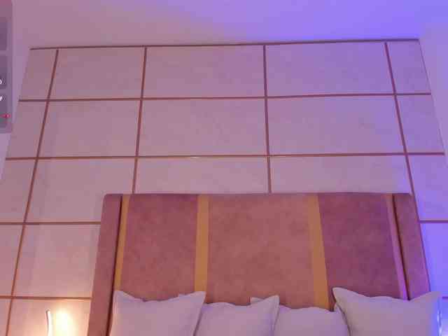 MilaGrace webcam