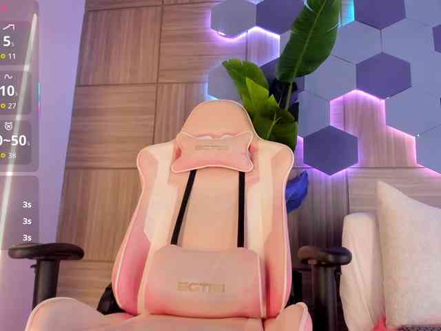 MilaGrace webcam
