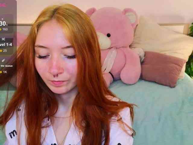 Liramoonn Live Webcam on BongaCams