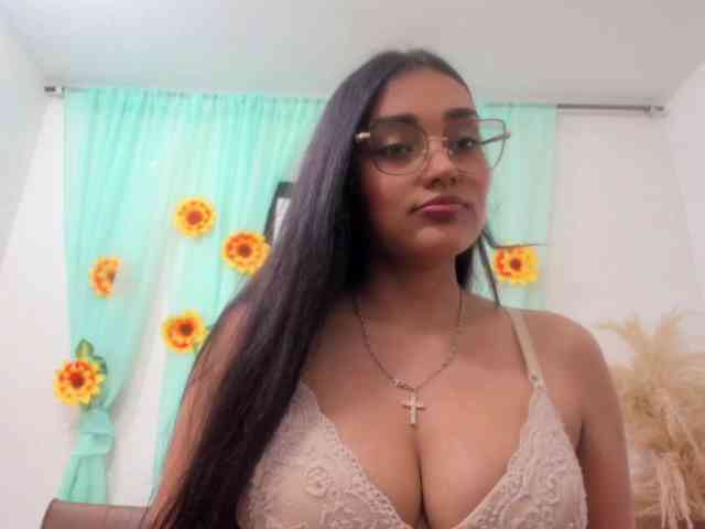 kylie-sweet webcam