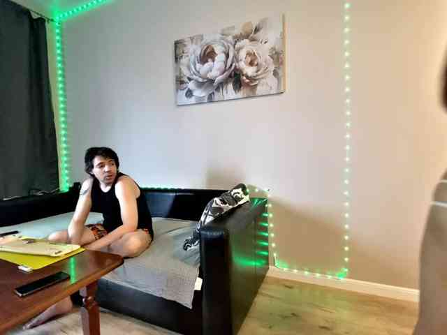 sex cam chat AliceSergio