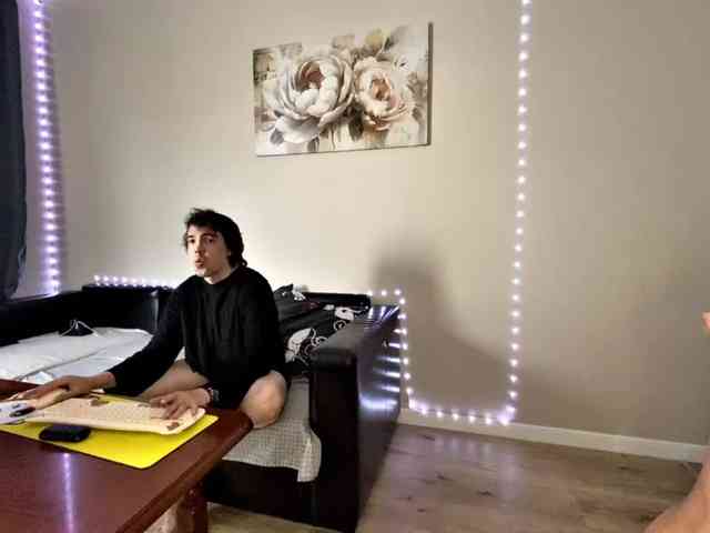 AliceSergio webcam