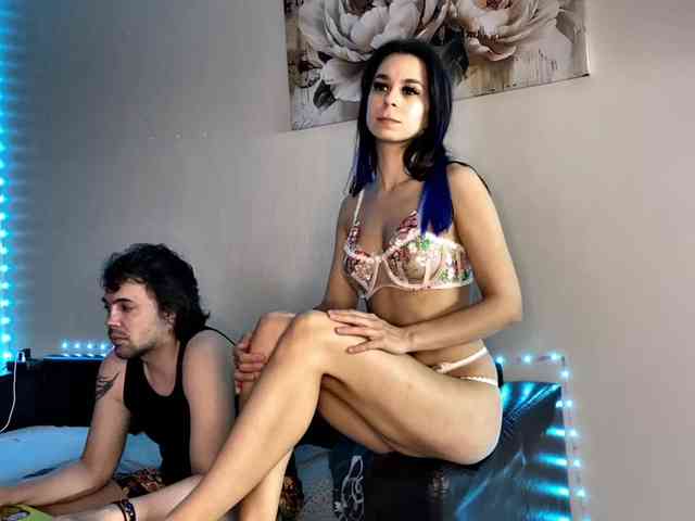 live chatroom AliceSergio