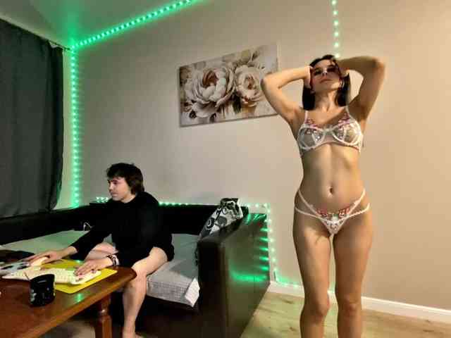 AliceSergio webcam