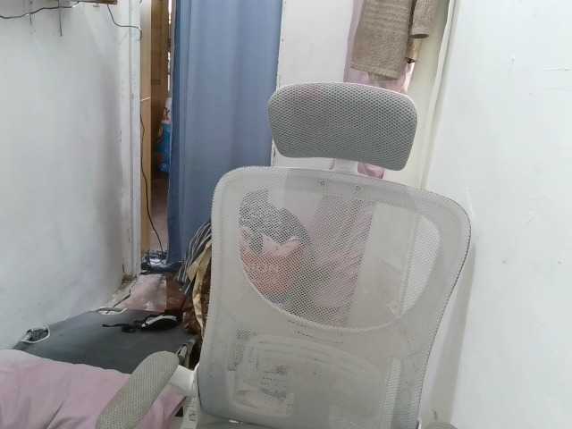 sweetiepiee's BongaCams show and profile